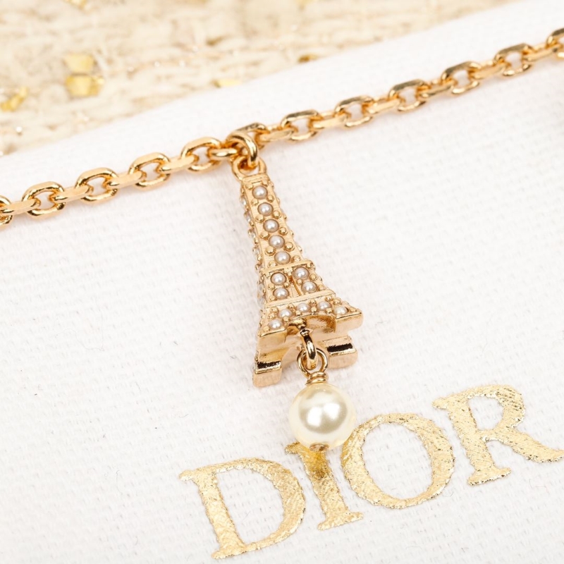 chr1st1an D10r bracelets
